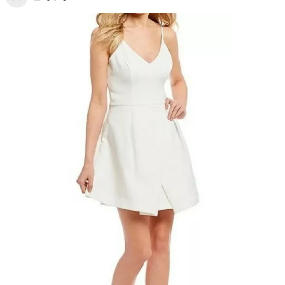 Gianni Bini white fit and flare mini size small